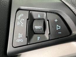 CHEVROLET - ONIX - 2016/2017 - Preta - R$ 67.900,00