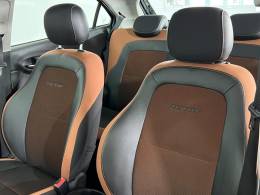 CHEVROLET - ONIX - 2016/2017 - Preta - R$ 67.900,00