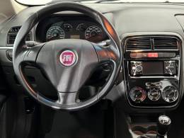 FIAT - PUNTO - 2012/2012 - Vermelha - R$ 37.900,00