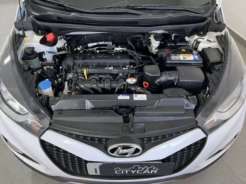 HYUNDAI - HB20 - 2014/2014 - Branca - R$ 61.900,00
