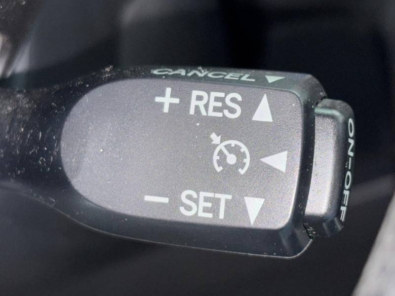 TOYOTA - YARIS - 2019/2020 - Preta - R$ 82.900,00