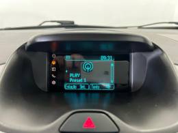 FORD - KA - 2014/2015 - Branca - R$ 43.900,00