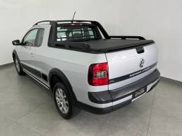VOLKSWAGEN - SAVEIRO - 2013/2014 - Prata - R$ 65.900,00