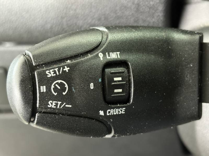 CITROËN - AIRCROSS - 2011/2012 - Prata - R$ 34.900,00