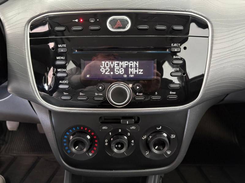 FIAT - PUNTO - 2013/2013 - Vermelha - R$ 39.900,00